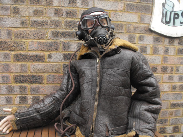 Ww2 flying helmet/ oxygen mask/irvin jacket