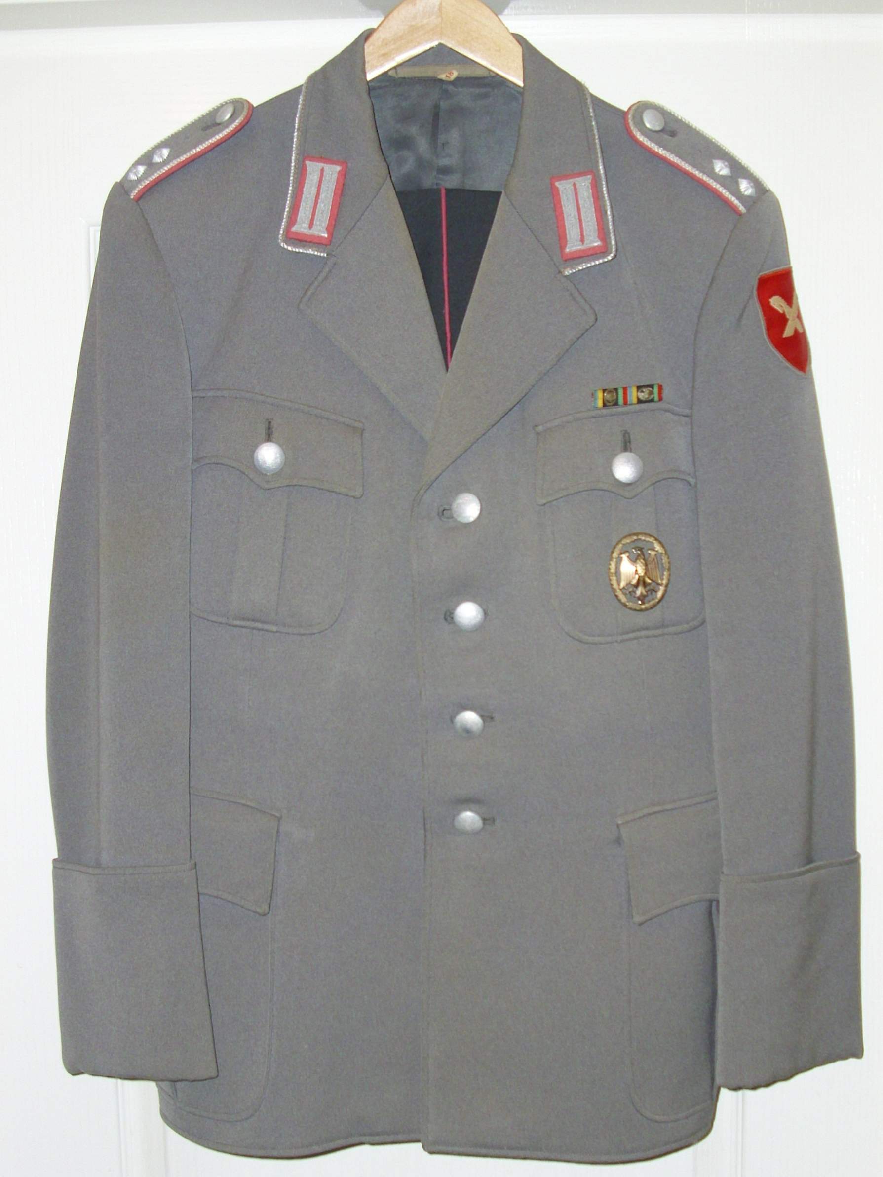 army officers uniforms