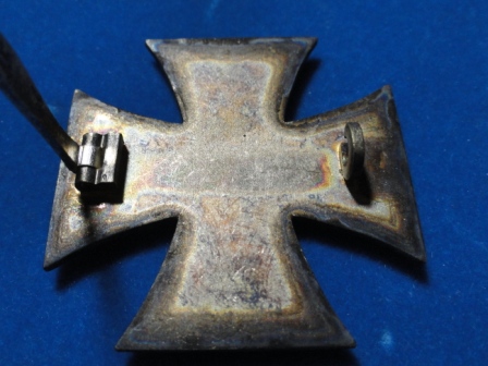 Eisernes Kreuz / Iron Cross - 1st class - clasp pin - No M.M.
