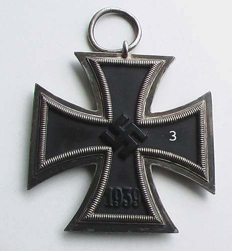 Three 1939 Eisernes Kreuz.