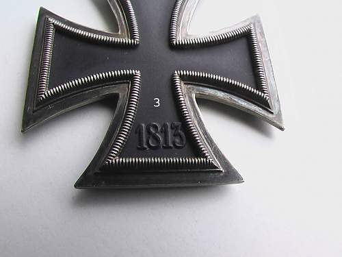 Three 1939 Eisernes Kreuz.