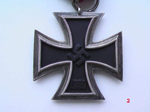 Three 1939 Eisernes Kreuz.