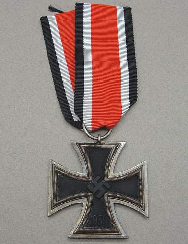 '27' marked 1939 Eisernes Kreuz Klasse 2
