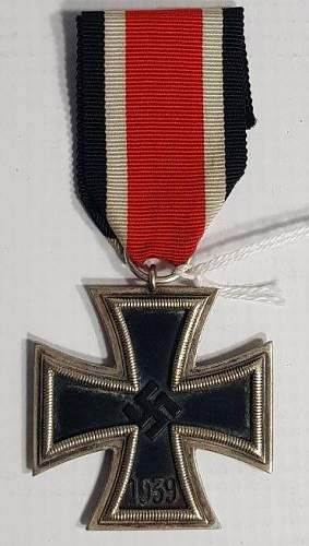 Eisernes Kreuz 2. Klasse possible fake