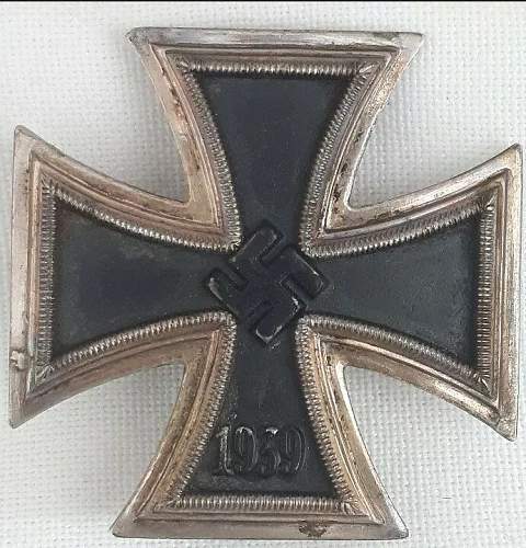 Eisernes Kreuz 1.Klasse 1939 - Need help