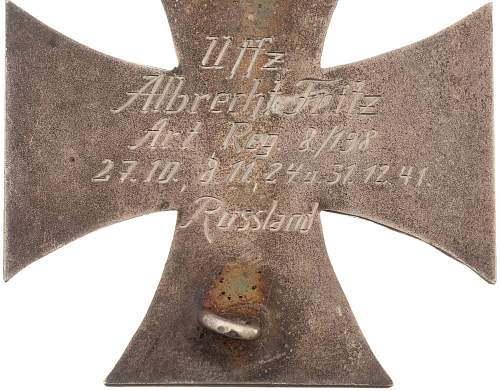 Eisernes Kreuz 1. Klasse, engraved, without manufacturer's mark