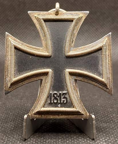 Eisernes Kreuz 2. Klasse - LUG 8 Variante?