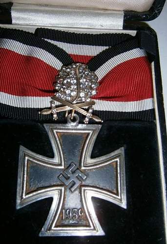Hans Ulrich Rudel Knight's Cross with Golden Oak Leaves Swords and Diamonds (Ritterkreuz des Eisernen Kreuzes)?