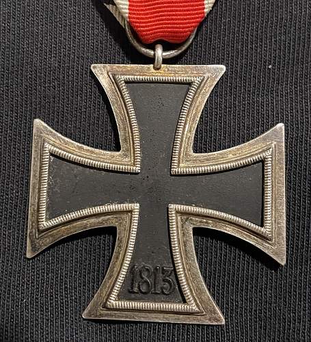 1939 Eisernes Kreuz 2. Klasse Halbschinkel or Intermediate Schinkel