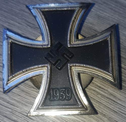 New Eisernes Kreuz 1. Klasse L/54 Schraubscheibe mit Verleihungsschatulle