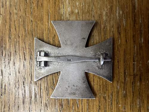 Is this Eisernes Kreuz 1. Klasse Authentic to WW2 era?