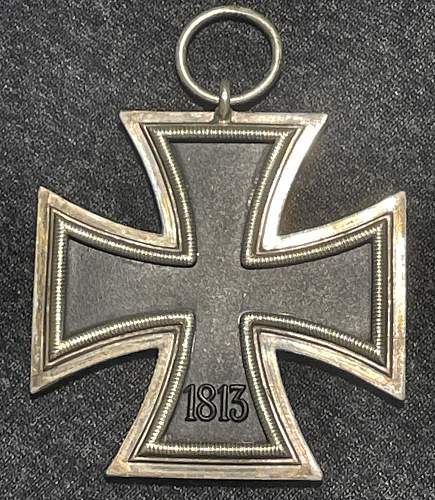 1939 Eisernes Kreuz 2. Klasse B.H. Mayer marked L/50 (Mayer schinkel core/Mayer LDO frame)