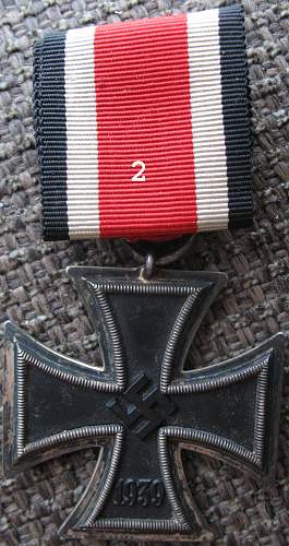 Two Eisernes Kreuz II Klasse