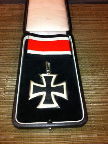&quot;Ritterkreuz&quot;Knight's Cross of the Iron Cross .... Opininions needed Please