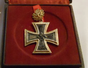 Unusual Eisernes Kreuz, opinions please if real or fantasy???