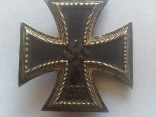 Eisernes Kreuz 1. Klasse marked 15