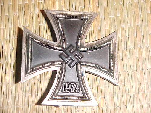Can anyone help determine whether this iron cross is original?