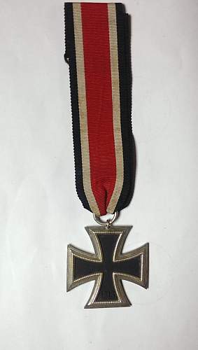 Eisernes Kreuz 2nd Class identification
