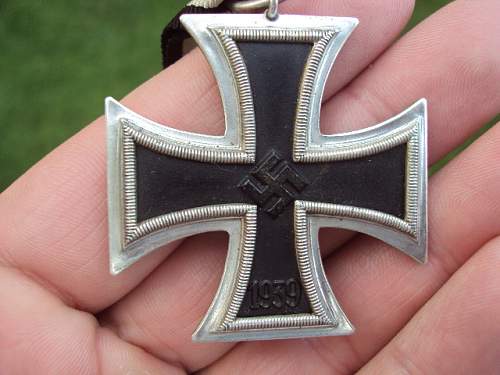 Ekii schenkel cross ?