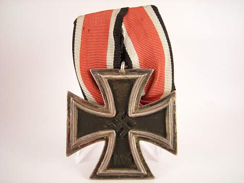 Court mounted Eisernes Kreuz 2. Klasse '24'