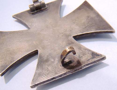 Eisernes Kreuz 1. Klasse, Souval - - Pin mark 65