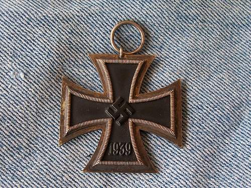 Eisernes Kreuz 2. Klasse for review