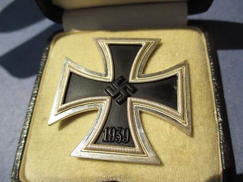 Eisernes Kreuz 1. Klasse mit Etui D&amp;B?