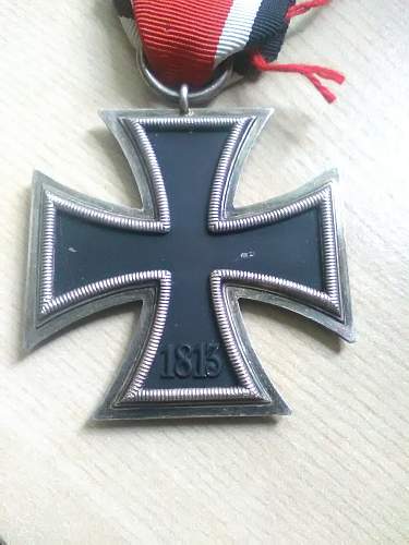 Original 65 Eisernes Kreuz 2. Klasse or Fake ?