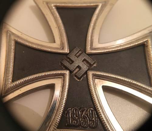 Eisernes Kreuz 1939 marked 100 for review