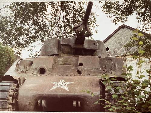 A Real Bulge Relic : Sherman M1(75) at Wibrin