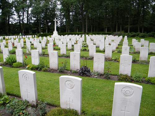 Oosterbeek airborne cemetary