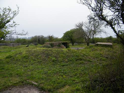 AA and Coastal Defence battery at Lavernock Point, S. Wales