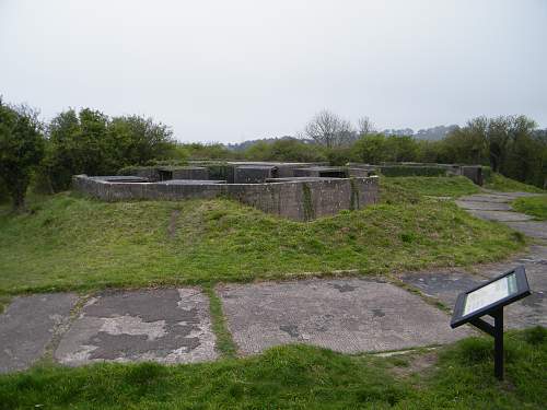 AA and Coastal Defence battery at Lavernock Point, S. Wales