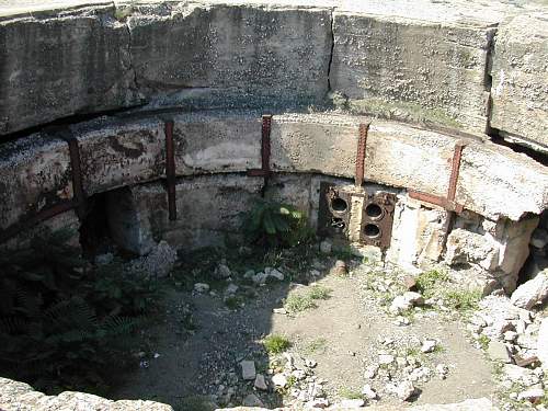 35th Coastal Battery - MAXIM GORKY II - SEVASTOPOL