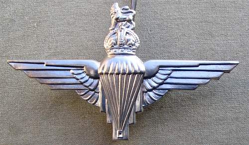Parachute Regt cap badge