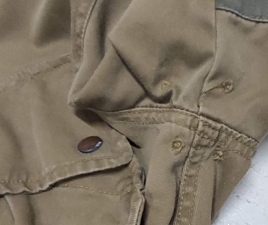 Original M42 Paratrooper jump jacket ? HELP PLEASE
