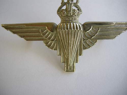 Parachute Regiment beret badge