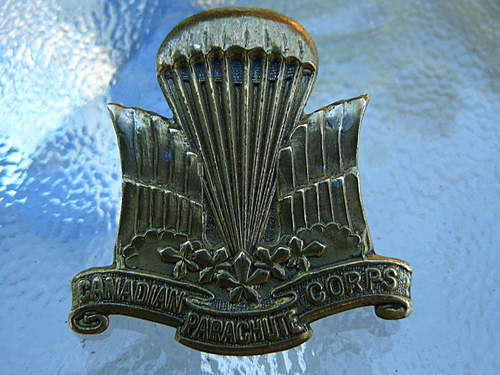 Canadian Para Corps officers cap badge on Ebay