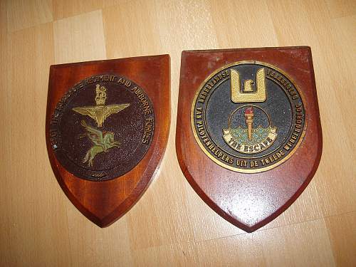 2x Interesting Airborne plaques