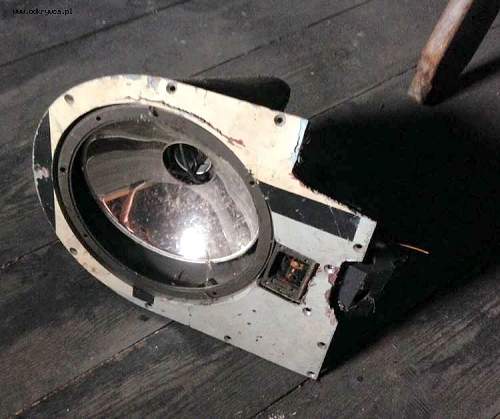 Unknown Luftwaffe aircraft part - retractable landing light?