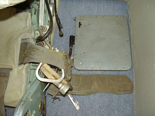 Russian ejection seat system