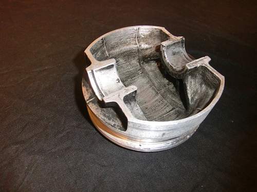 Piston head, but from what aircraft?