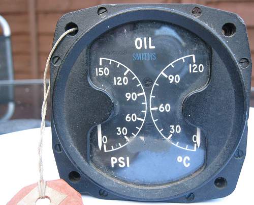 Dual oil gauge identification