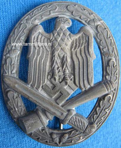 Allgemeine Sturmabzeichen/General assault badge original?