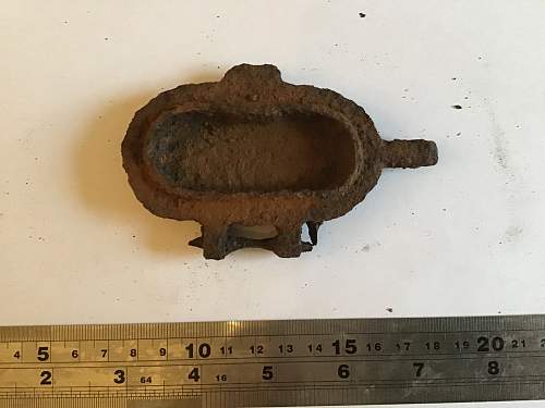 More finds that need identification