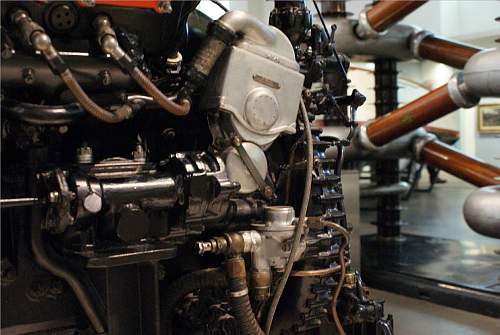 Merlin engine - Close up photos