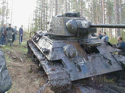 T 34 m43, re-issued with Balkenkreuz