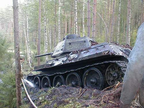 T 34 m43, re-issued with Balkenkreuz