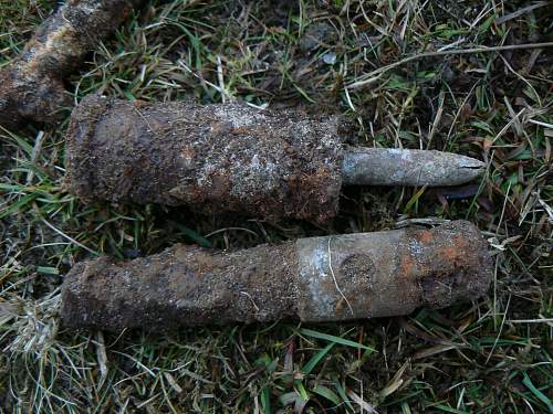 3 new WW2? dumps found, help again with loads of finds.... (pics and video)