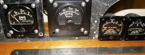 Vickers Wellington - Cylinder temperature gauge?